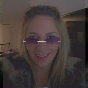 Meet your Posher, Nicolle